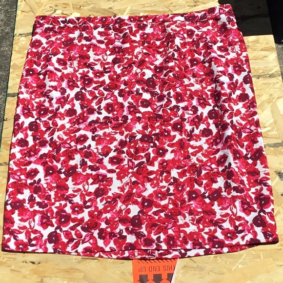 ππHPπππππBeautiful skirt - Picture 10 of 16